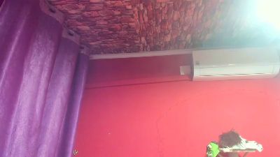 morenobarca8484 live cam on Cam4