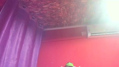 morenobarca8484 live cam on Cam4