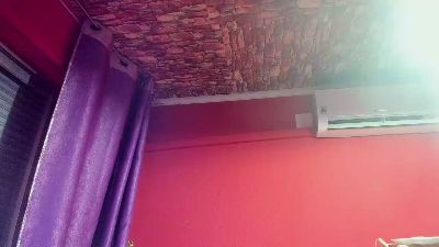 morenobarca8484 live cam on Cam4