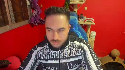 morenobarca8484 live cam on Cam4
