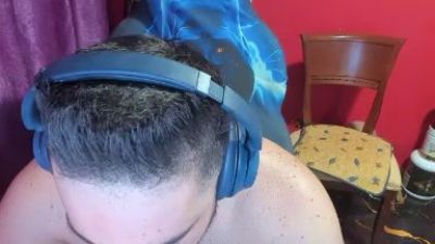 morenobarca8484 live cam on Cam4