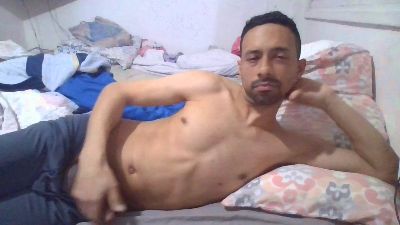 morenodario live cam on Cam4