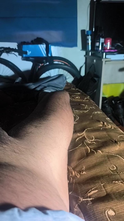 morenohot204 live cam on Cam4