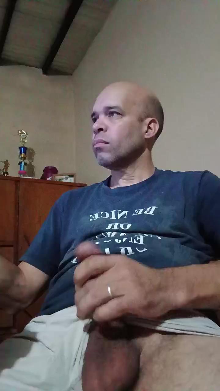 morocho237 live cam on Cam4