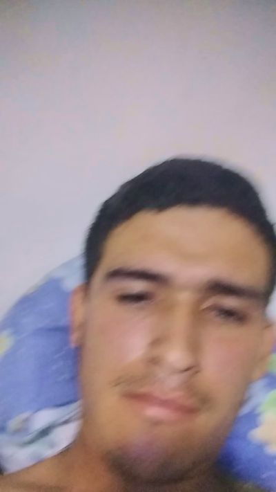 moronfreddy30 live cam on Cam4