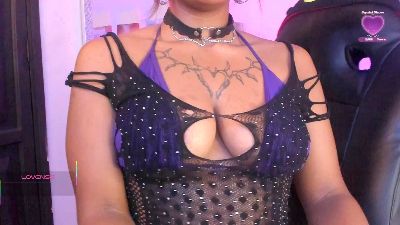 morticia_420 live cam on Cam4