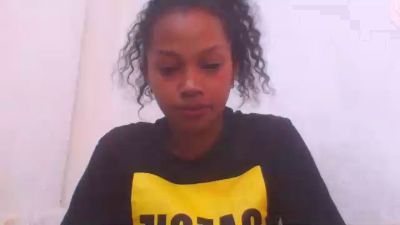 moumou_xxx1 live cam on Cam4