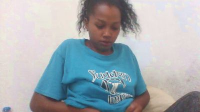 moumou_xxx1 live cam on Cam4