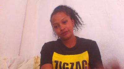 moumou_xxx1 live cam on Cam4