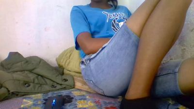 moumou_xxx1 live cam on Cam4