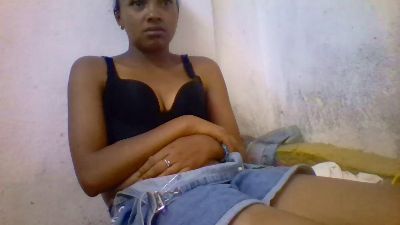 moumou_xxx1 live cam on Cam4
