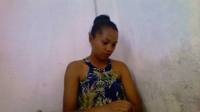 moumou_xxx1 live cam on Cam4