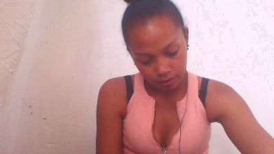 moumou_xxx1 live cam on Cam4