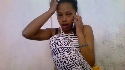 moumou_xxx1 live cam on Cam4