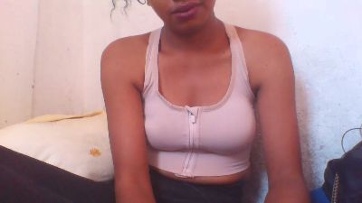 moumou_xxx1 live cam on Cam4