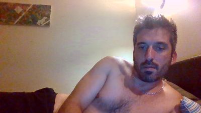 moumout1000 live cam on Cam4