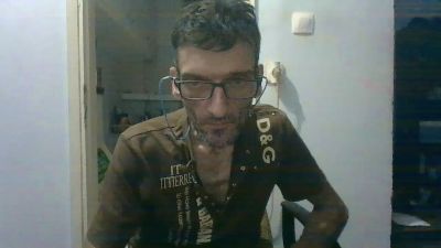 mpempis81 live cam on Cam4