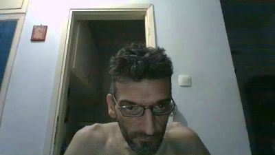mpempis81 live cam on Cam4
