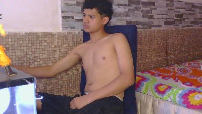 mr_nicovp live cam on Cam4