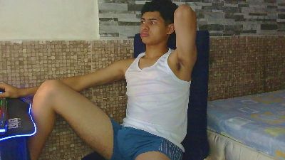 mr_nicovp live cam on Cam4