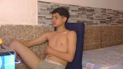 mr_nicovp live cam on Cam4