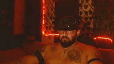 mr_wolf46 live cam on Cam4