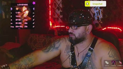 mr_wolf46 live cam on Cam4