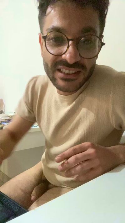 mrgreen420_ live cam on Cam4