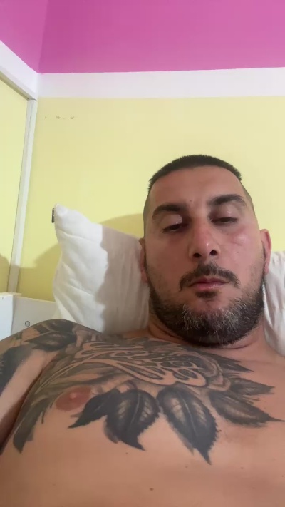 mrlightxxx live cam on Cam4