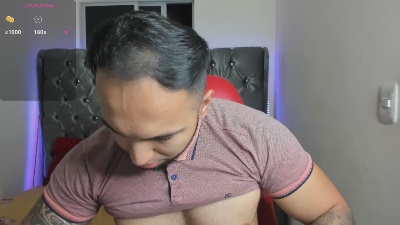 mrloganfuck1 live cam on Cam4