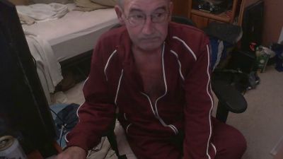 mrmazo20 live cam on Cam4