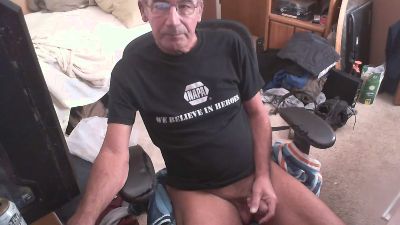 mrmazo20 live cam on Cam4