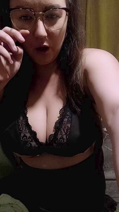 mrsrobinson1 live cam on Cam4