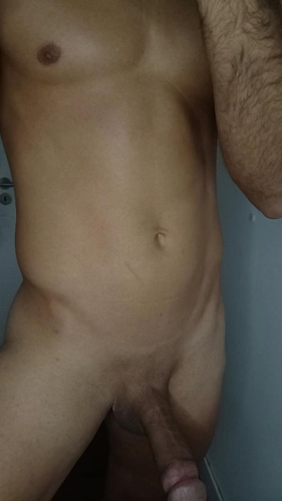 mtcava92_Poring live cam on Cam4