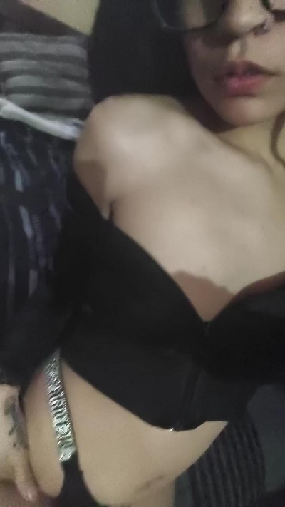 muequitaxotik3 live cam on Cam4