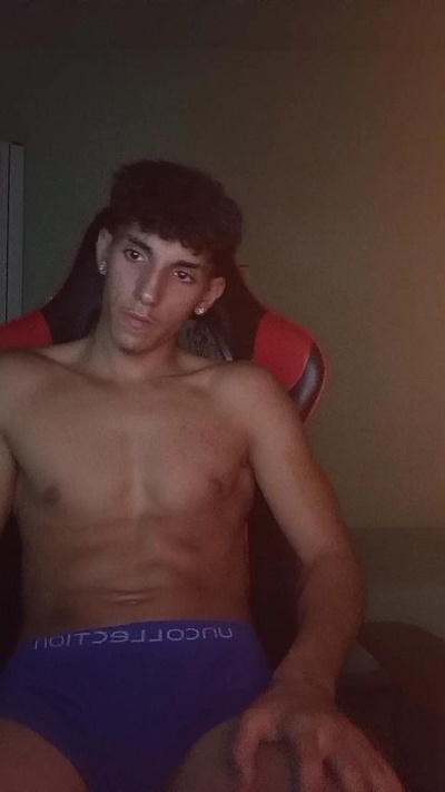 munir19001 live cam on Cam4