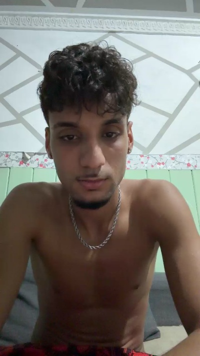 munir19001 live cam on Cam4