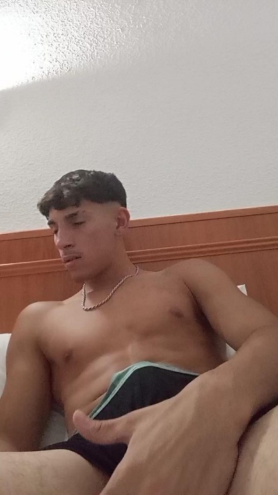 munir19001 live cam on Cam4