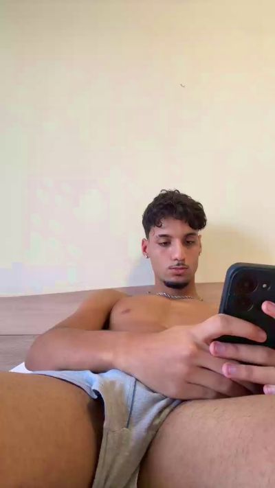 munir19001 live cam on Cam4