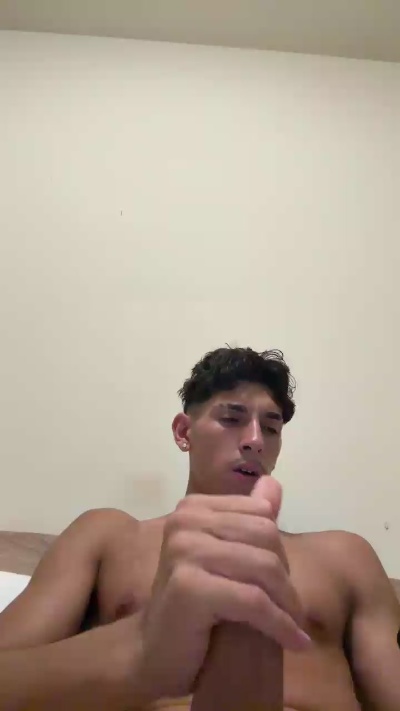 munir19001 live cam on Cam4