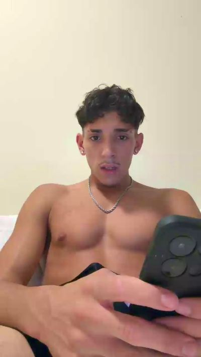 munir19001 live cam on Cam4