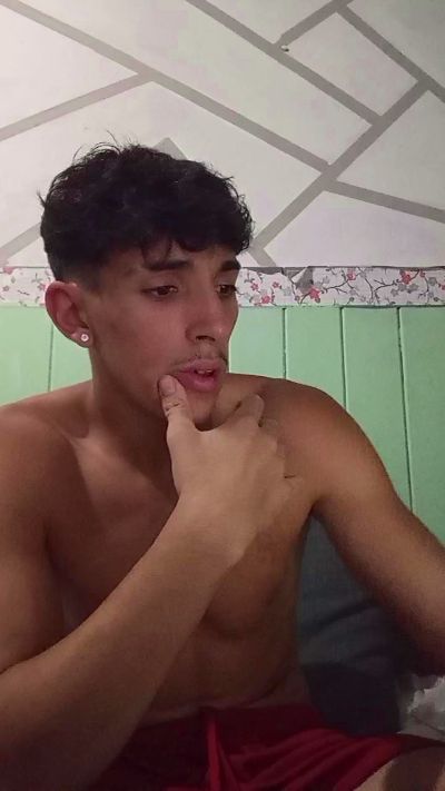 munir19001 live cam on Cam4