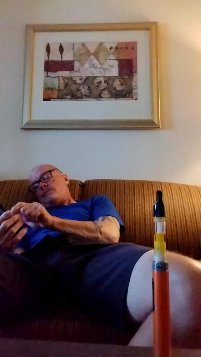 murphy_dog live cam on Cam4