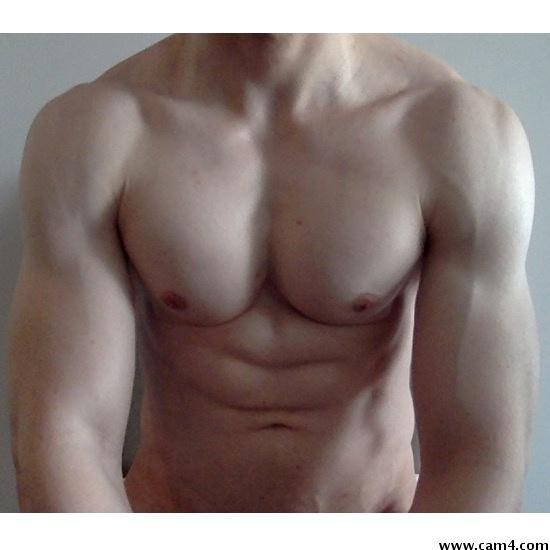 muscleguy7 live cam on Cam4
