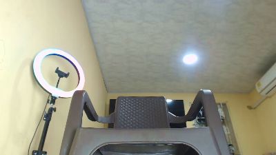 musclekila live cam on Cam4