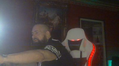 musclepigbcn live cam on Cam4