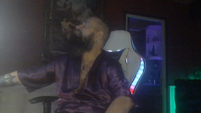 musclepigbcn live cam on Cam4