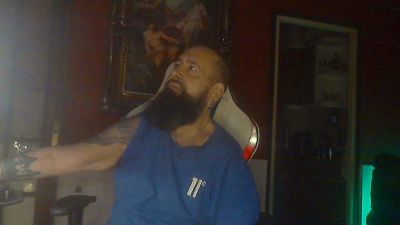 musclepigbcn live cam on Cam4