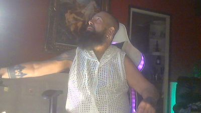 musclepigbcn live cam on Cam4