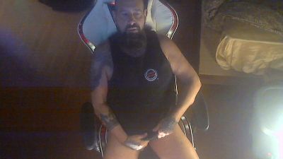 musclepigbcn live cam on Cam4